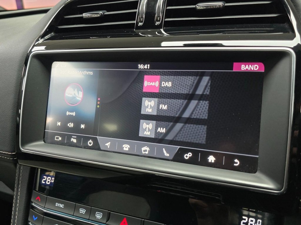 Used Jaguar F-Pace 2019 for sale - 77341562: Photo 42