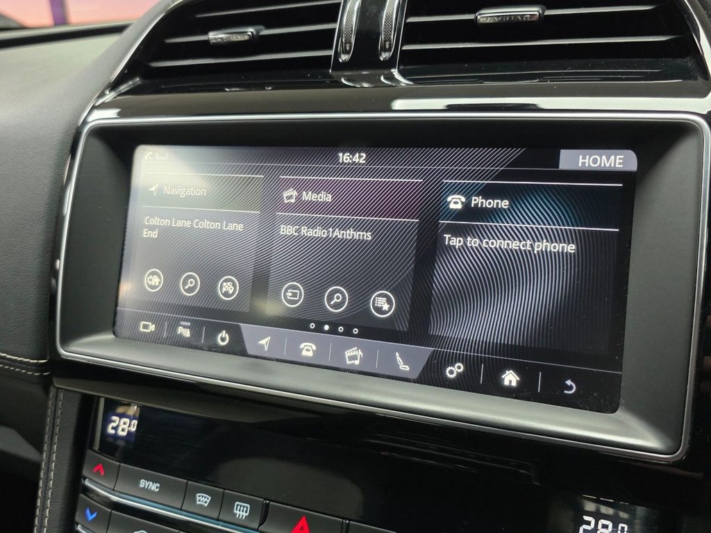 Used Jaguar F-Pace 2019 for sale - 77341562: Photo 44