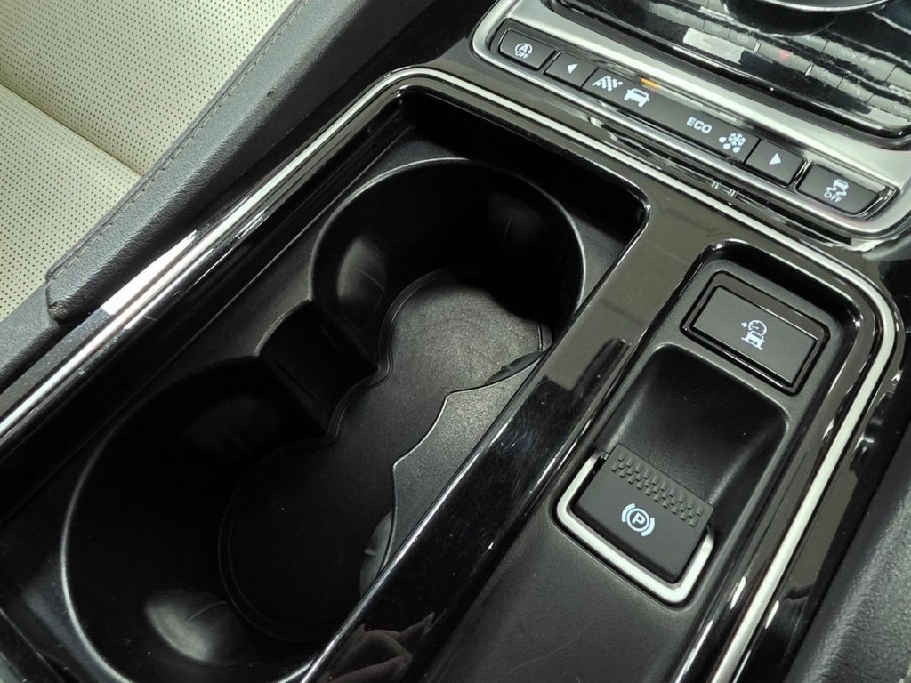 Used Jaguar F-Pace 2019 for sale - 77341562: Photo 48