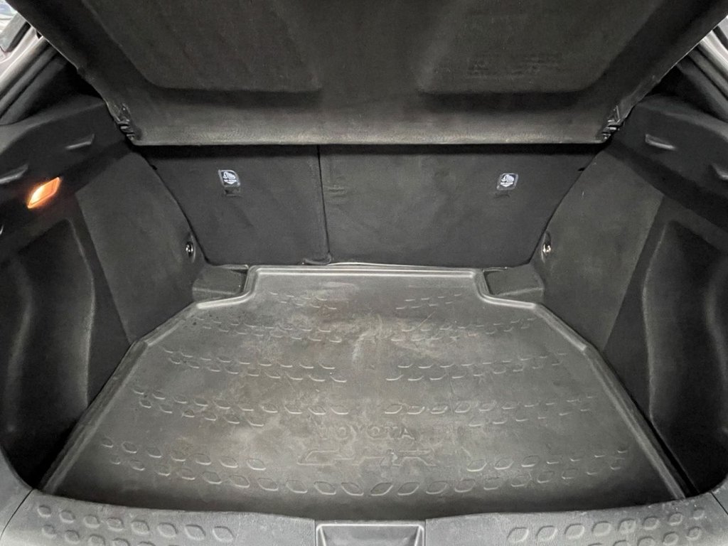 Used Toyota C-HR 2017 for sale - 77608479: Photo 18