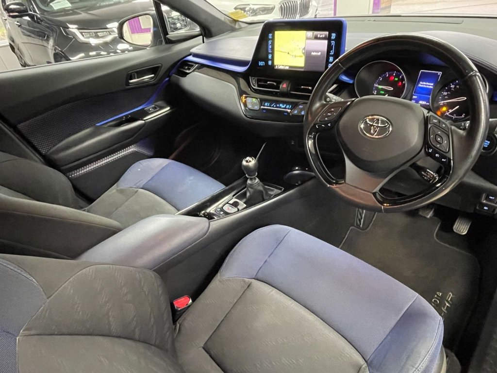 Used Toyota C-HR 2017 for sale - 77608479: Photo 23