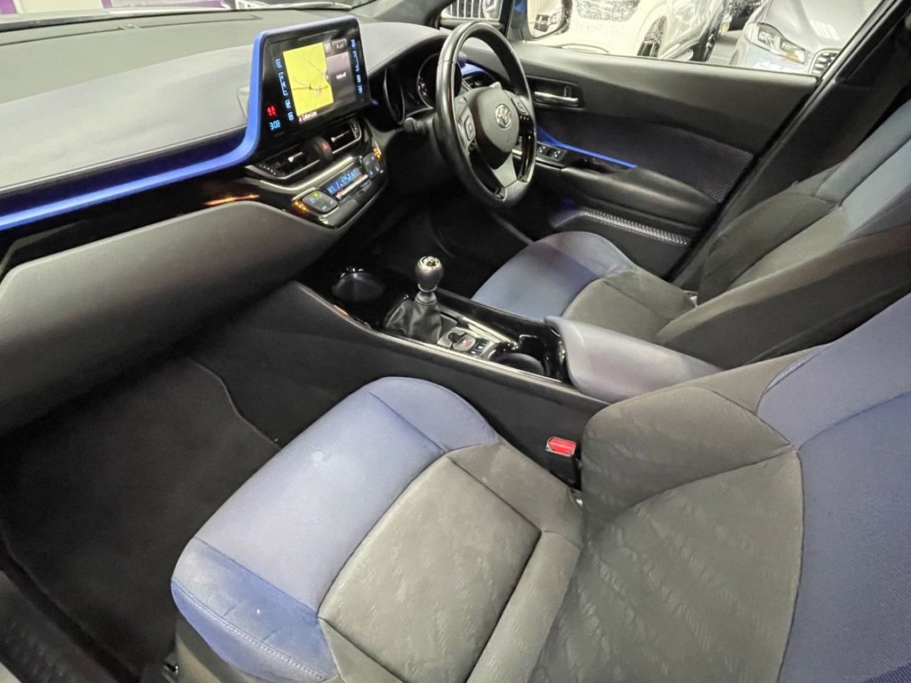 Used Toyota C-HR 2017 for sale - 77608479: Photo 30