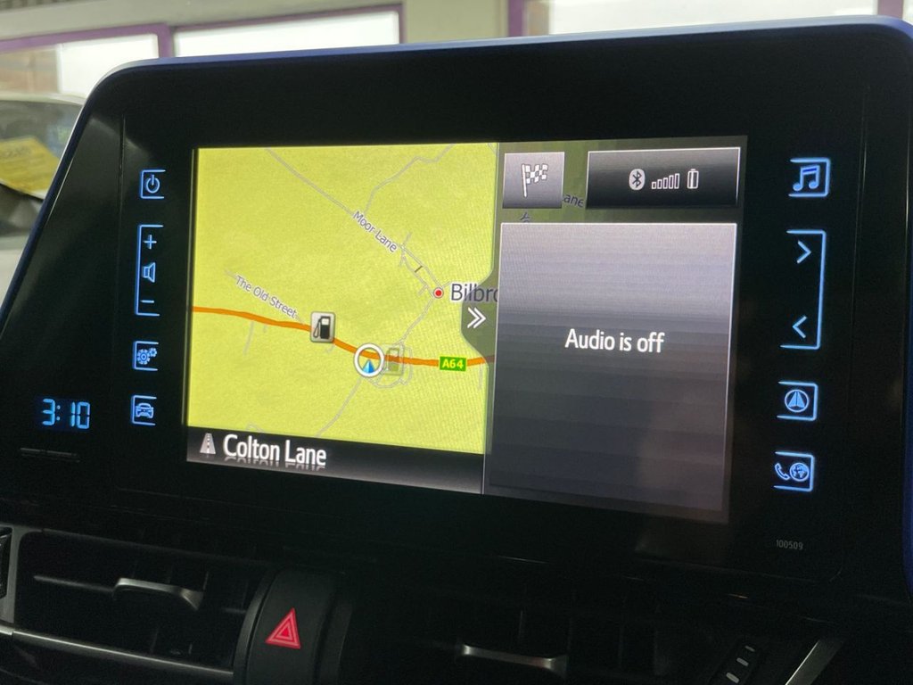 Used Toyota C-HR 2017 for sale - 77608479: Photo 38