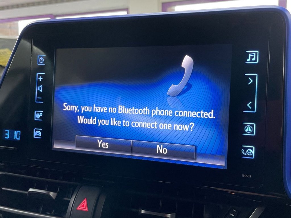 Used Toyota C-HR 2017 for sale - 77608479: Photo 39