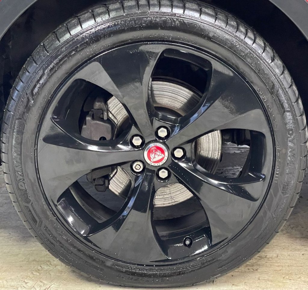 Used Jaguar E-Pace 2018 for sale - 76841081: Photo 17