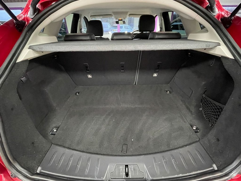 Used Jaguar E-Pace 2018 for sale - 76841081: Photo 18