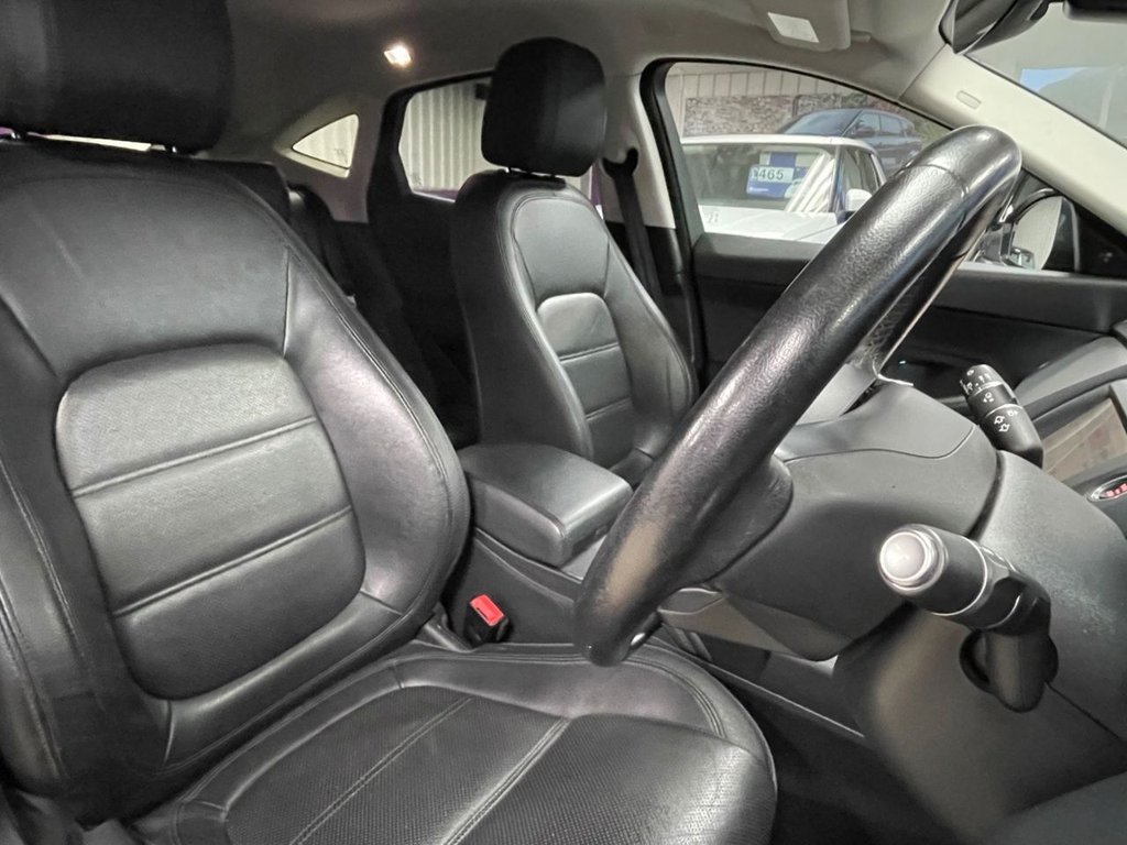 Used Jaguar E-Pace 2018 for sale - 76841081: Photo 26