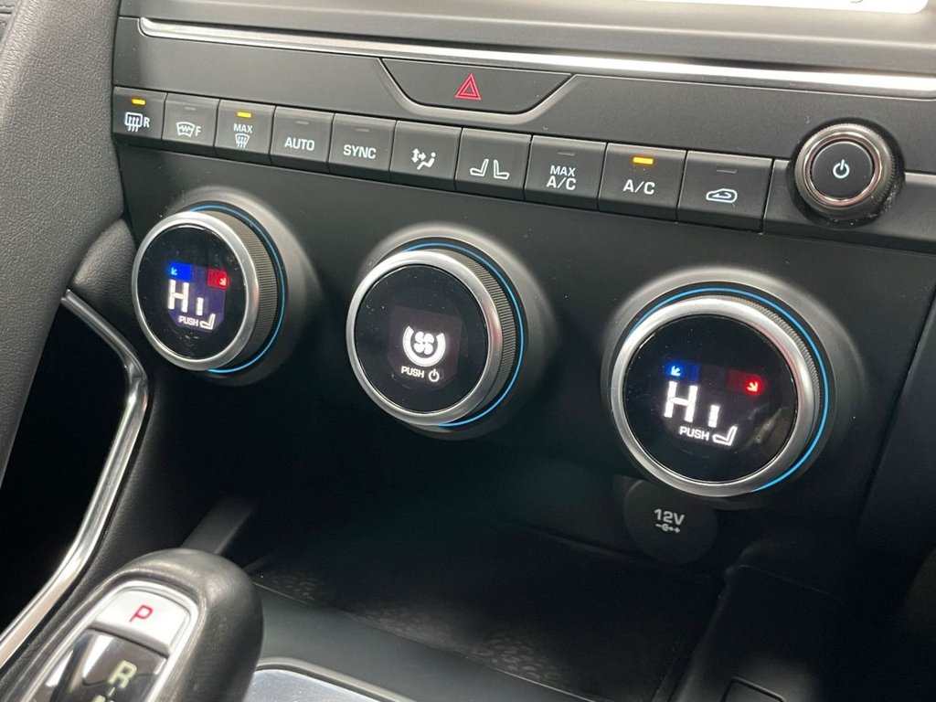 Used Jaguar E-Pace 2018 for sale - 76841081: Photo 46