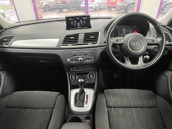 Used Audi Q3 2017 for sale - 77520678: Photo