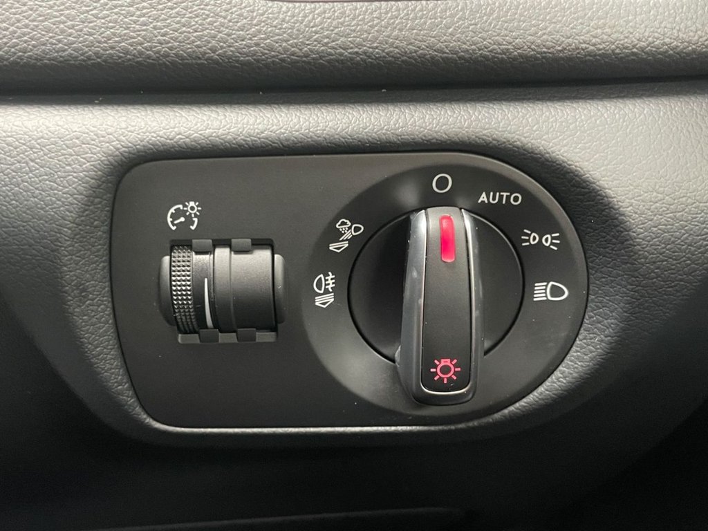 Used Audi Q3 2017 for sale - 77520678: Photo 48