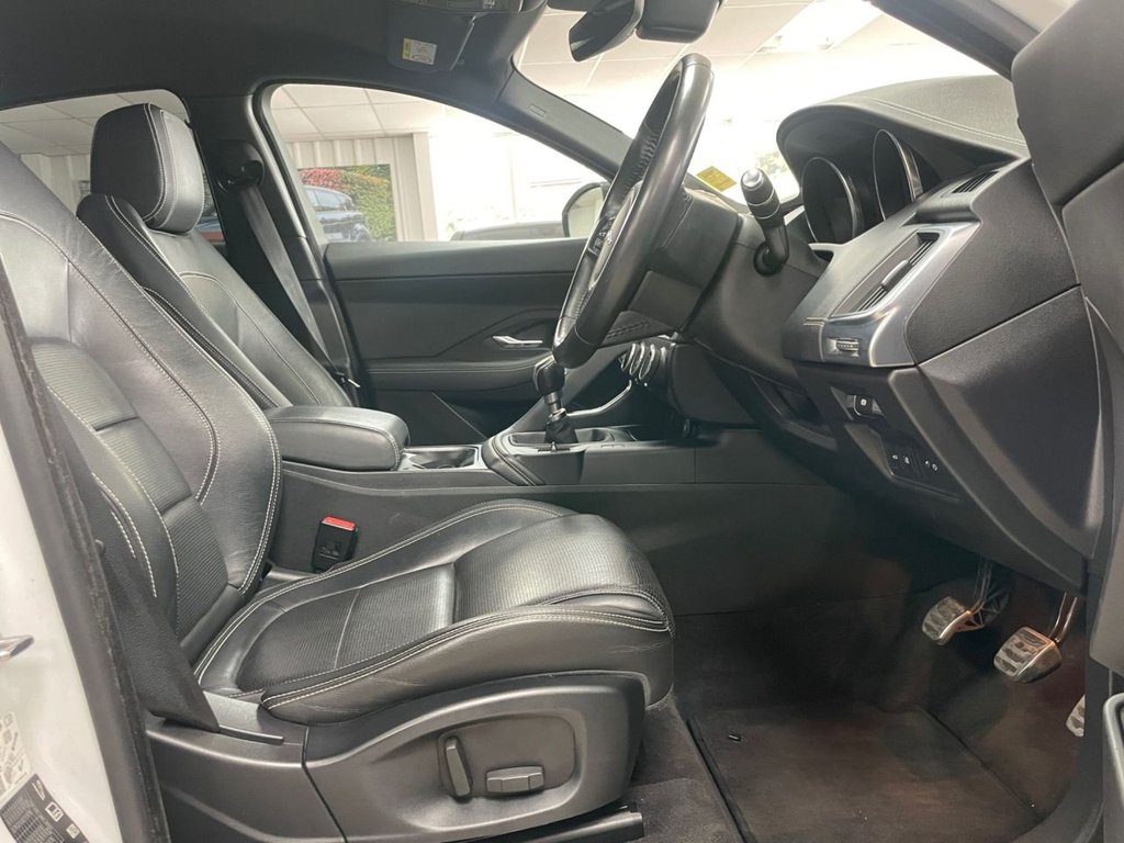 Used Jaguar E-Pace 2018 for sale - 76080657: Photo 22