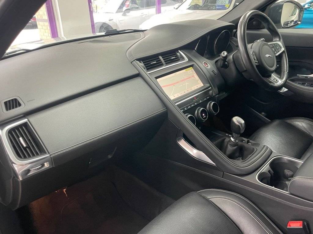 Used Jaguar E-Pace 2018 for sale - 76080657: Photo 30