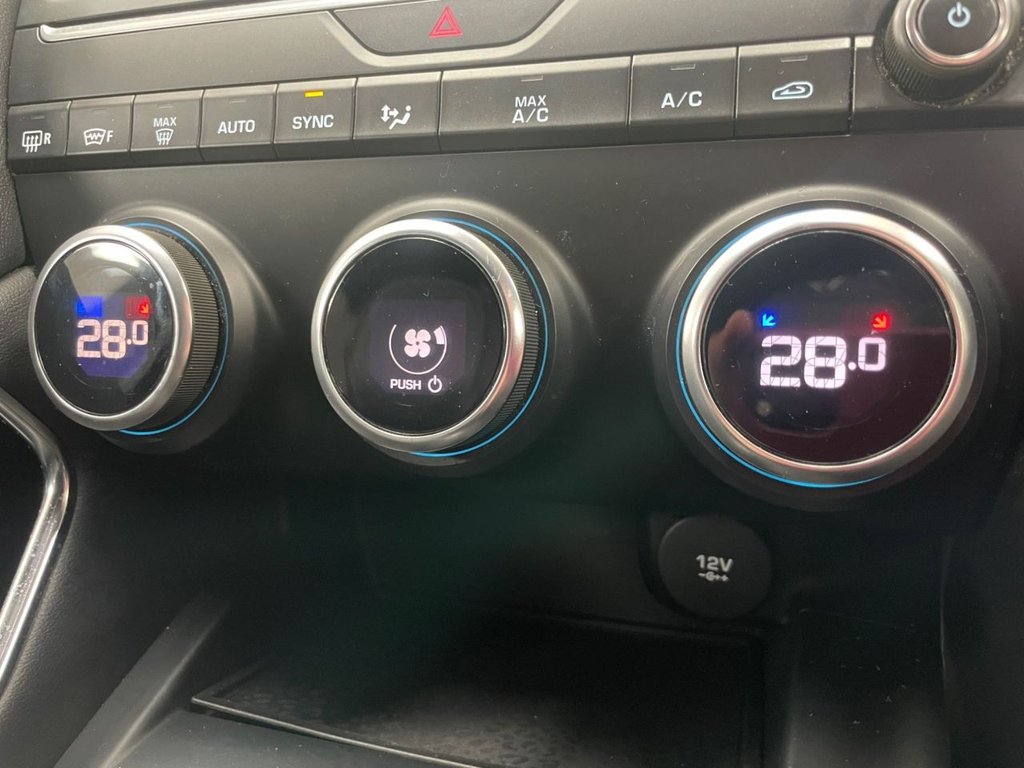 Used Jaguar E-Pace 2018 for sale - 76080657: Photo 38