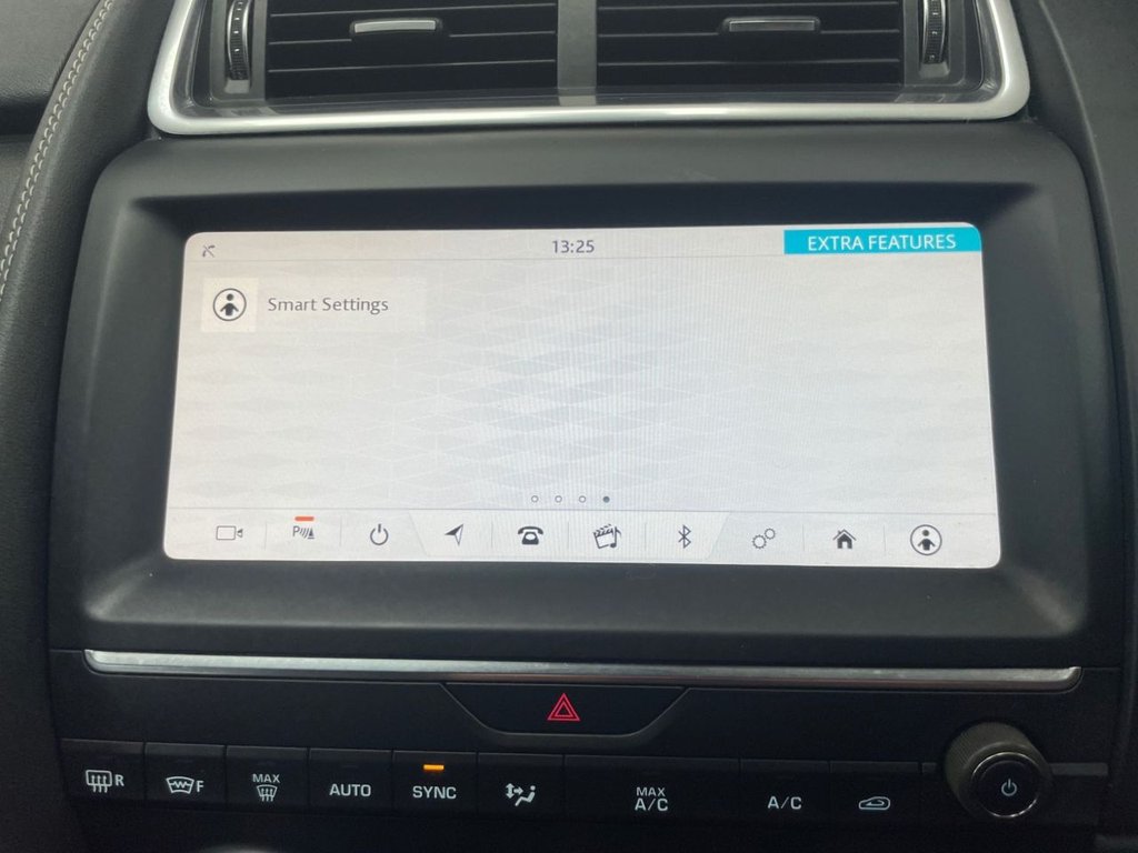 Used Jaguar E-Pace 2018 for sale - 76080657: Photo 41