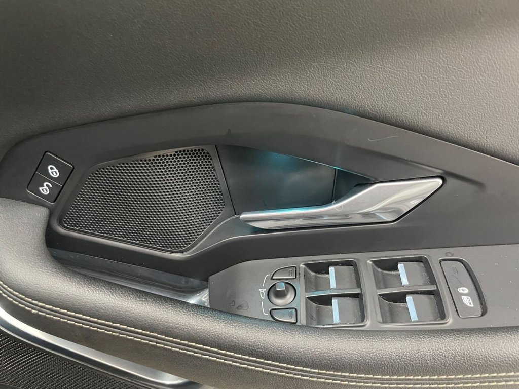 Used Jaguar E-Pace 2018 for sale - 76080657: Photo 45