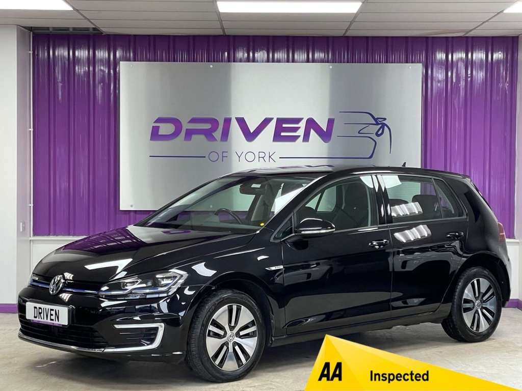 Used Volkswagen Golf 2019 for sale - 76642867: Photo 1