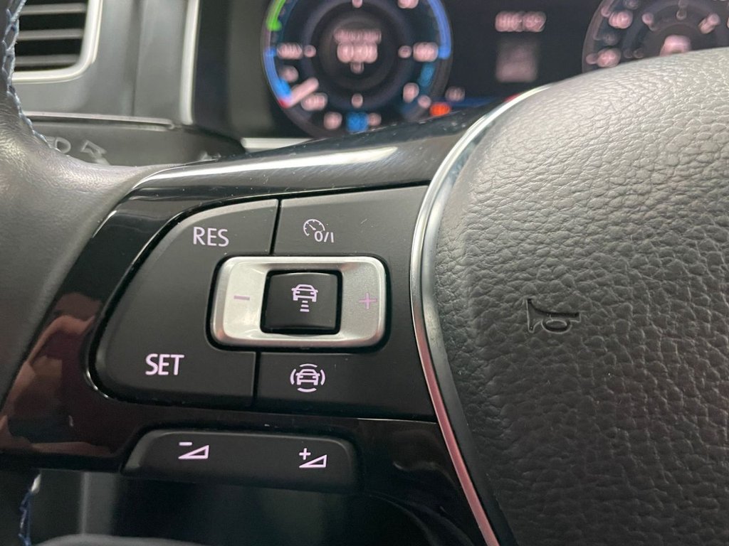 Used Volkswagen Golf 2019 for sale - 76642867: Photo 34