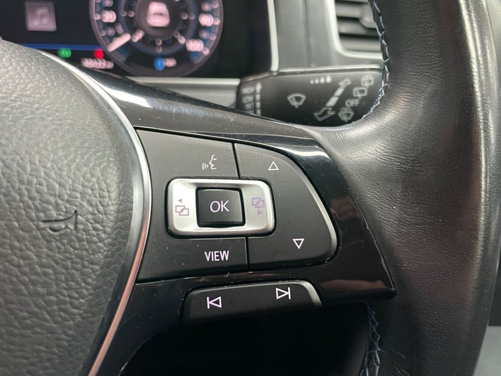 Used Volkswagen Golf 2019 for sale - 76642867: Photo 35