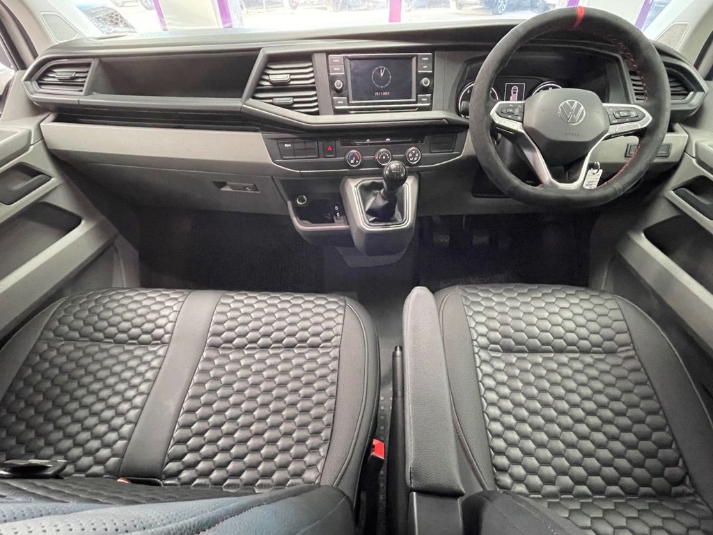 Used Volkswagen Transporter 2020 for sale - 76740136: Photo 2