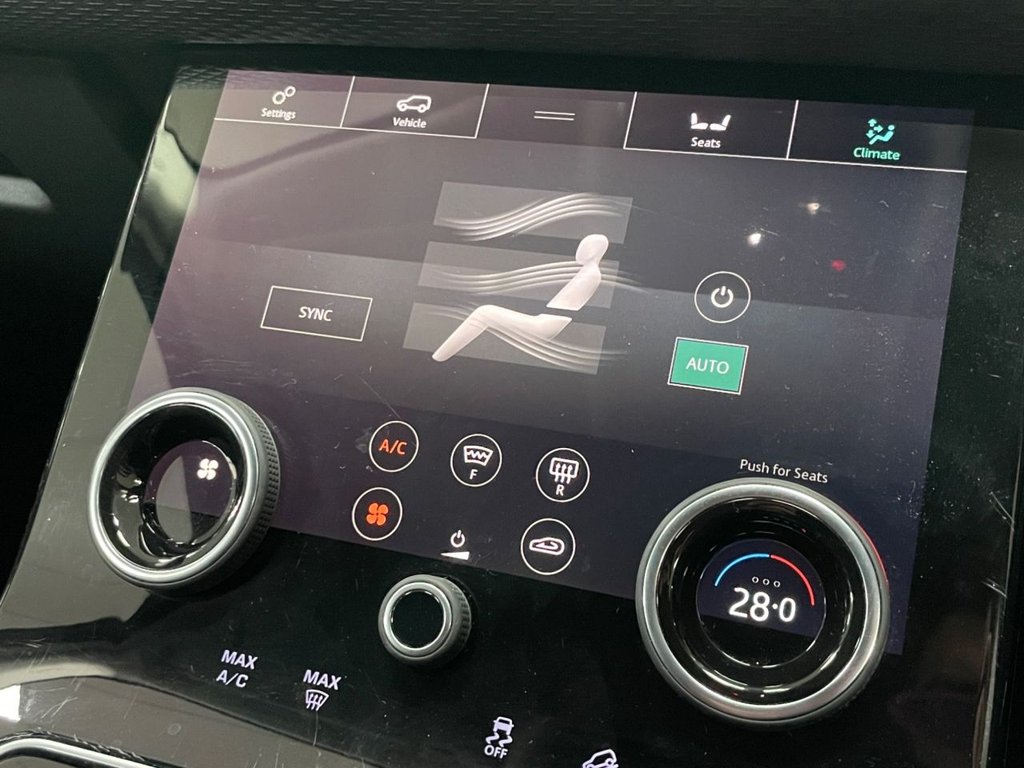 Used Land Rover Range Rover Velar 2017 for sale - 77275679: Photo 45