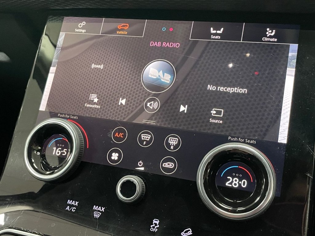 Used Land Rover Range Rover Velar 2017 for sale - 77275679: Photo 47