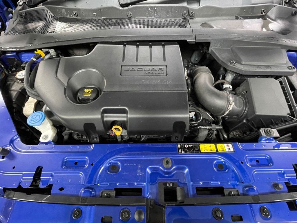 Used Jaguar E-Pace 2019 for sale - 76909799: Photo 18