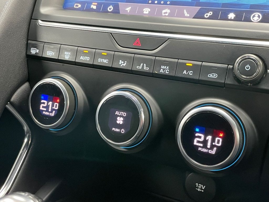 Used Jaguar E-Pace 2019 for sale - 76909799: Photo 46