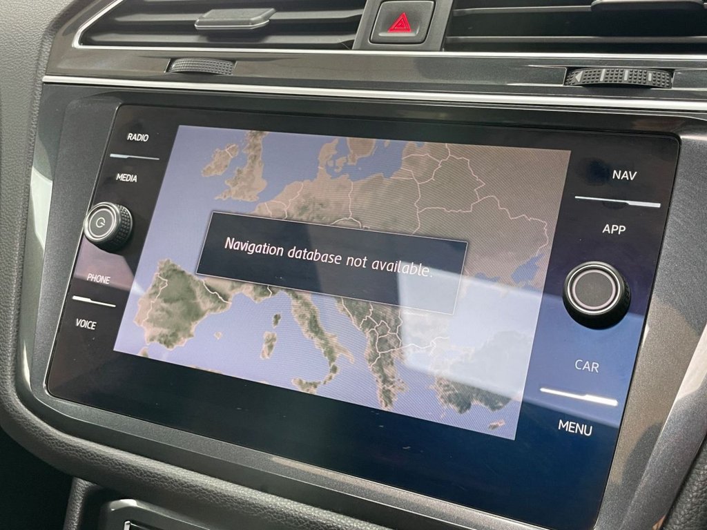 Used Volkswagen Tiguan 2018 for sale - 76417076: Photo 38