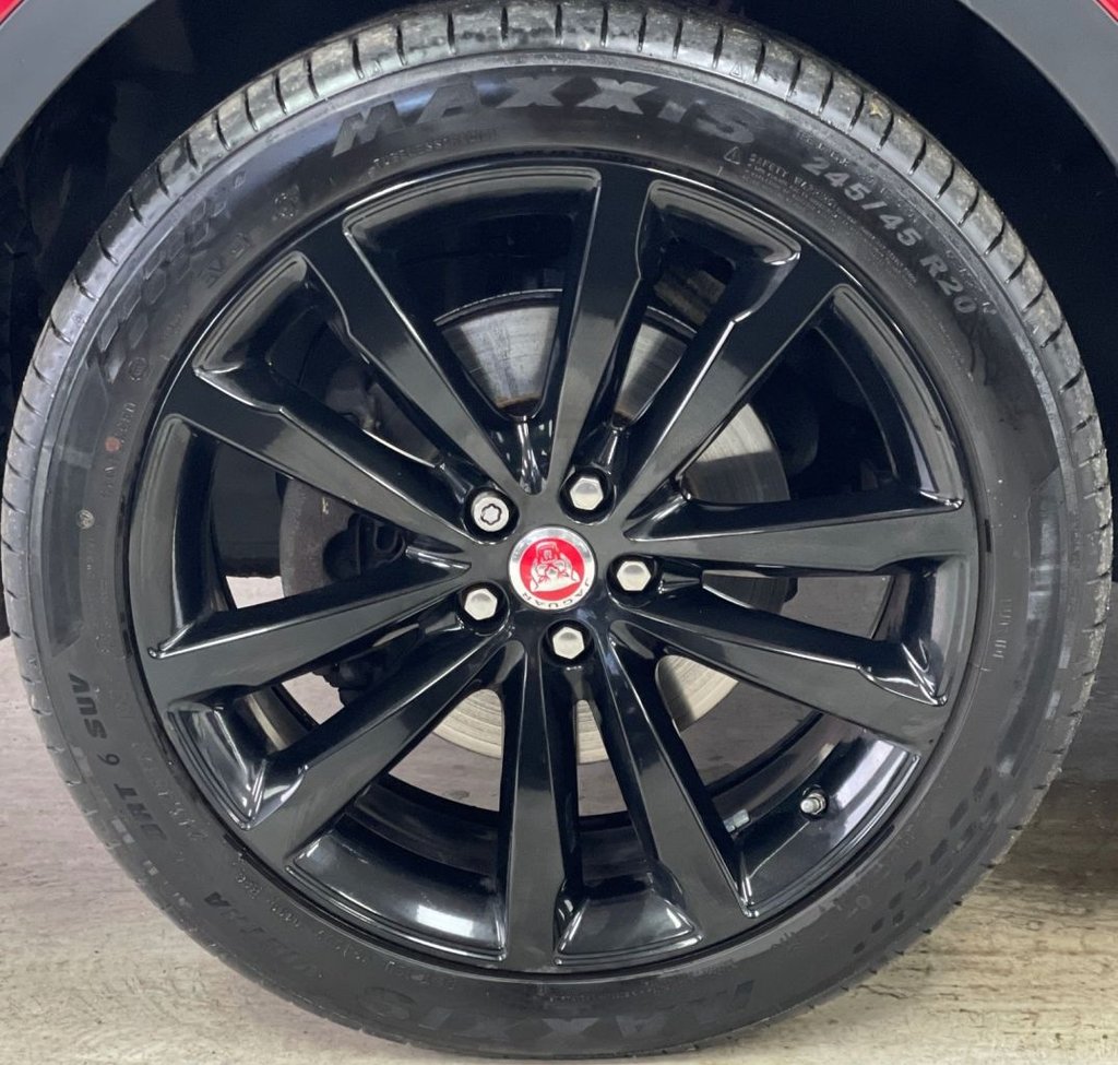 Used Jaguar E-Pace 2019 for sale - 76582292: Photo 20