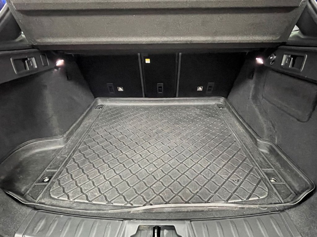 Used Jaguar F-Pace 2018 for sale - 77621403: Photo 18