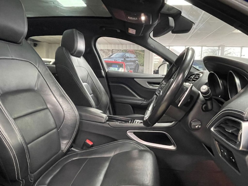 Used Jaguar F-Pace 2018 for sale - 77621403: Photo 25