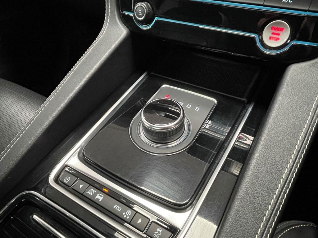 Used Jaguar F-Pace 2018 for sale - 77621403: Photo 46