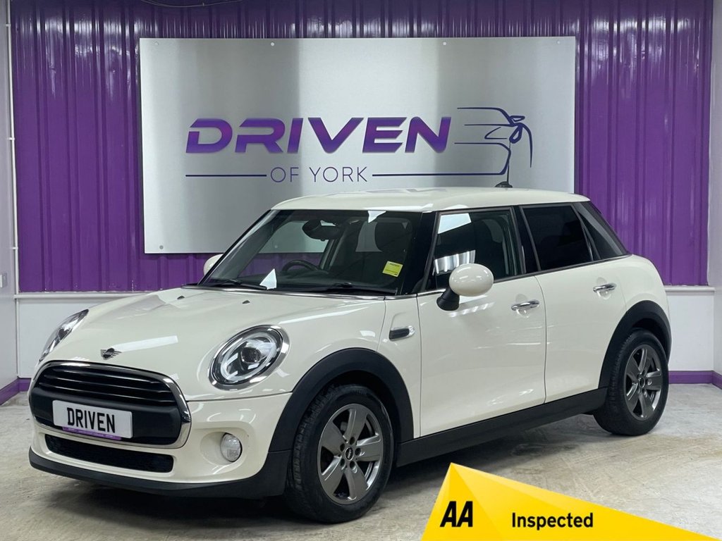 Used MINI Hatch 2019 for sale - 76973364: Photo 1