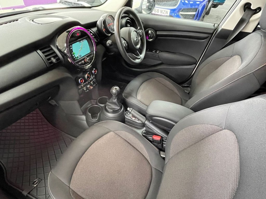 Used MINI Hatch 2019 for sale - 76973364: Photo 30