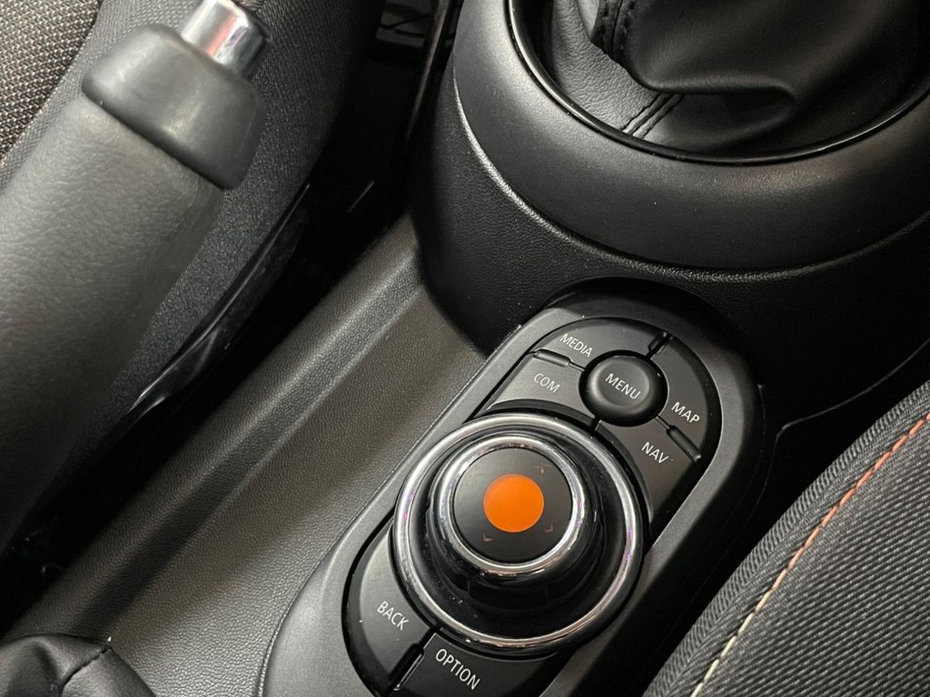 Used MINI Hatch 2019 for sale - 76973364: Photo 42