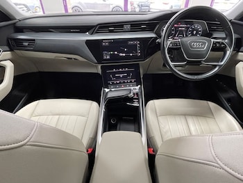 Used Audi e-tron 2021 for sale - 78287615: Photo