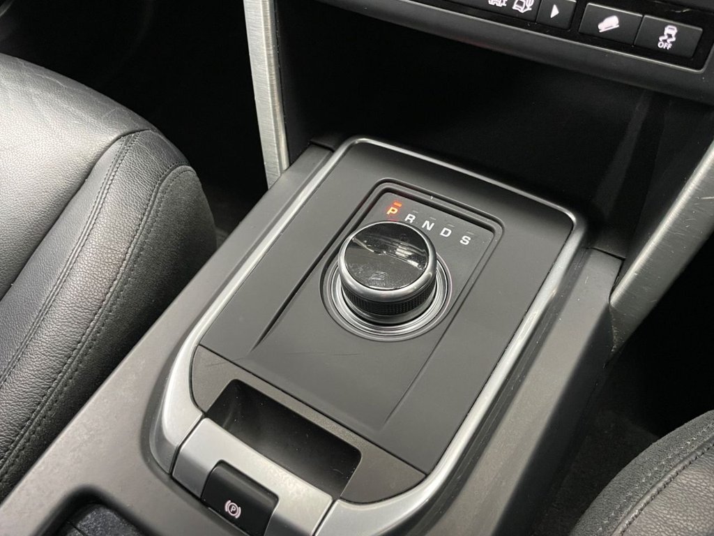 Used Land Rover Discovery Sport 2018 for sale - 76798140: Photo 44