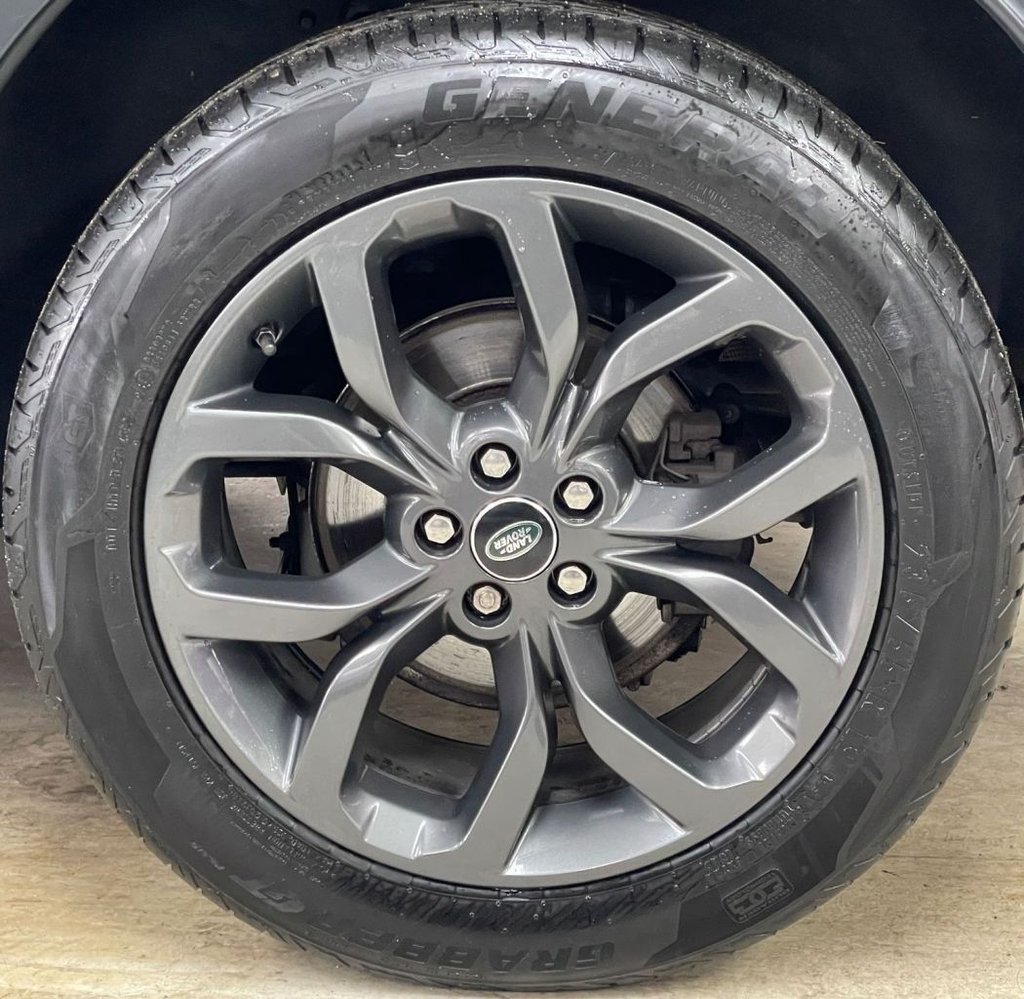 Used Land Rover Discovery Sport 2018 for sale - 76345309: Photo 18