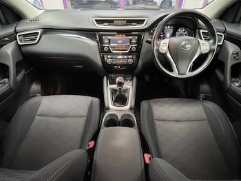 Used Nissan Qashqai 2017 for sale - 77007107: Photo