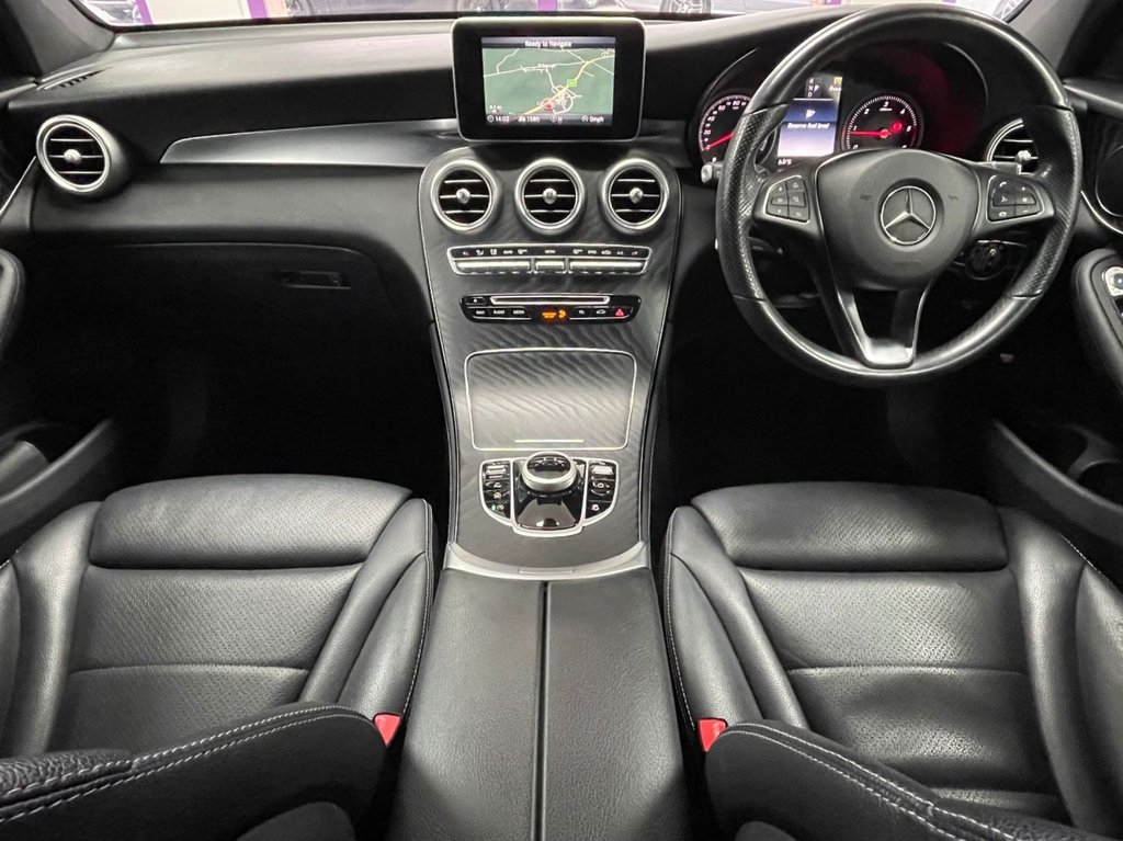 Used Mercedes-Benz GLC 2018 for sale - 77133042: Photo 2