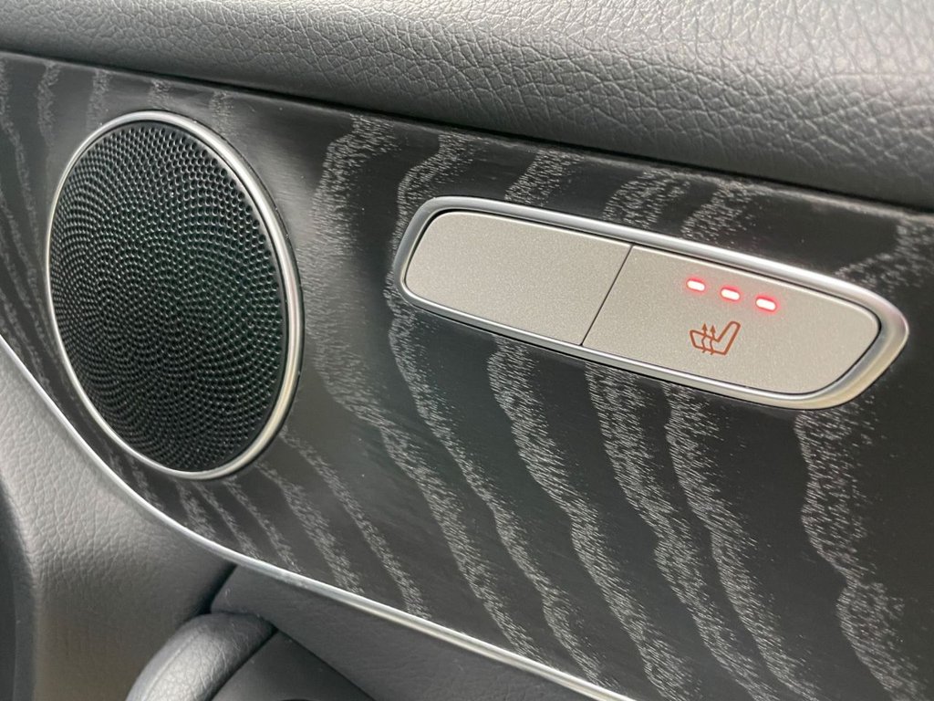 Used Mercedes-Benz GLC 2018 for sale - 77133042: Photo 28