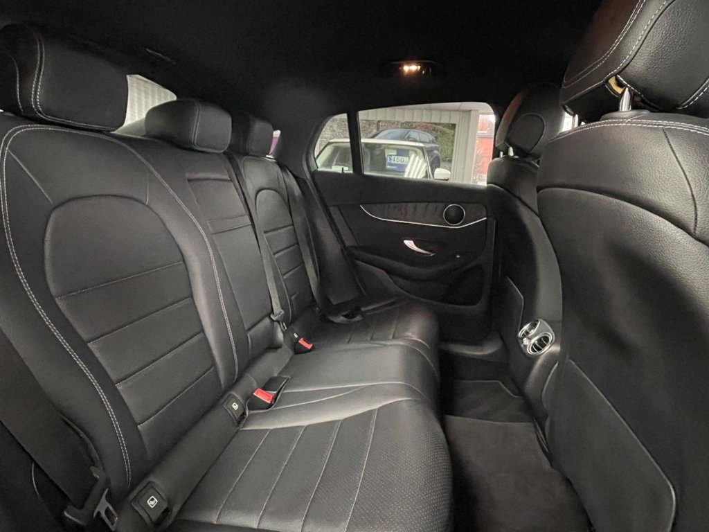Used Mercedes-Benz GLC 2018 for sale - 77133042: Photo 30
