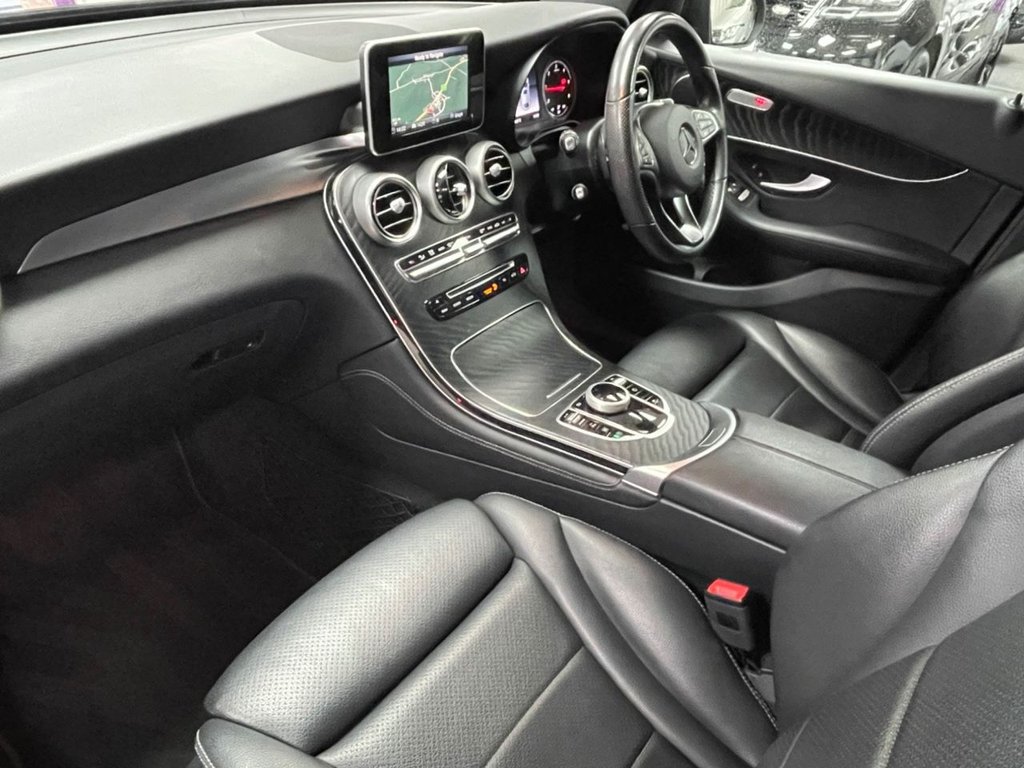 Used Mercedes-Benz GLC 2018 for sale - 77133042: Photo 33