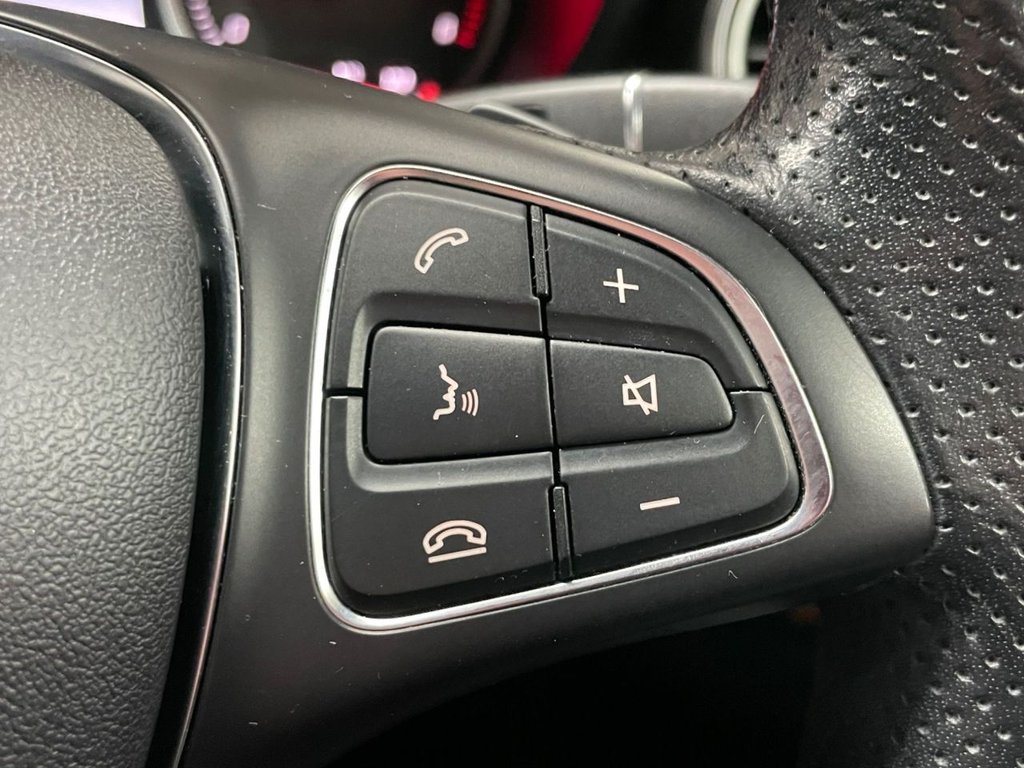 Used Mercedes-Benz GLC 2018 for sale - 77133042: Photo 39