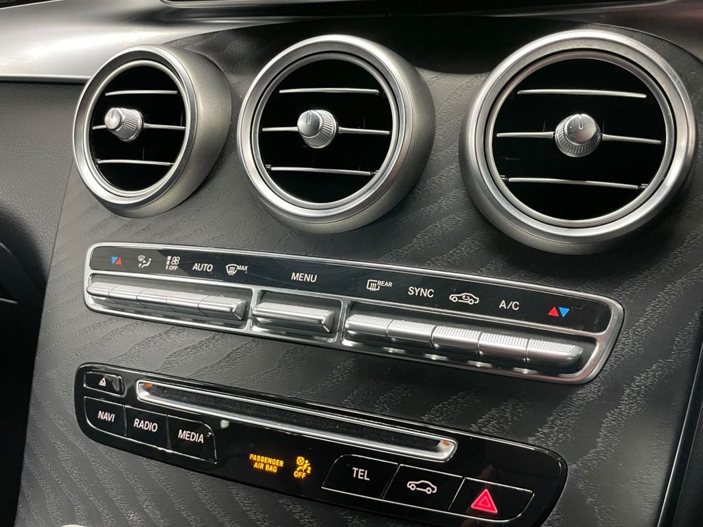 Used Mercedes-Benz GLC 2018 for sale - 77133042: Photo 46