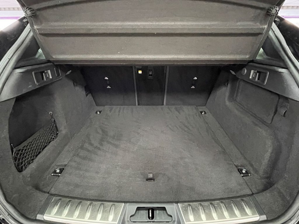 Used Jaguar F-Pace 2022 for sale - 76867294: Photo 18