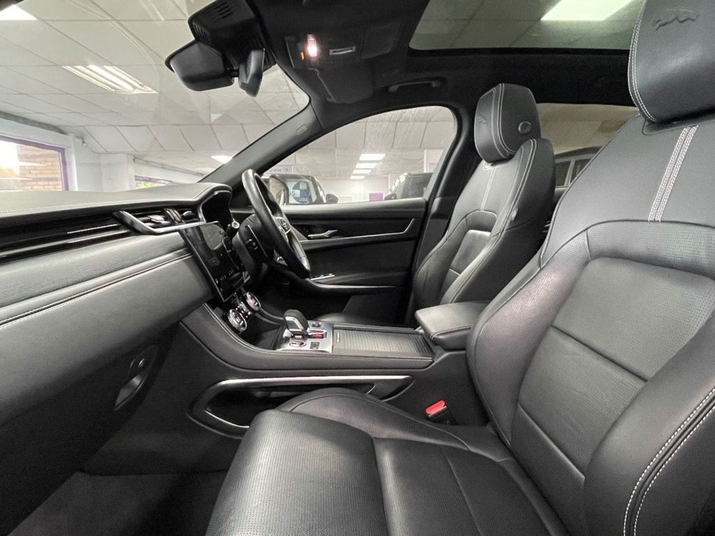 Used Jaguar F-Pace 2022 for sale - 76867294: Photo 35