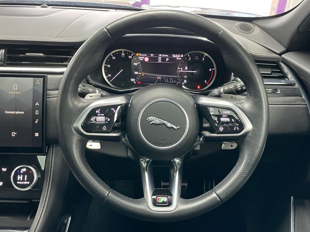 Used Jaguar F-Pace 2022 for sale - 76867294: Photo 38