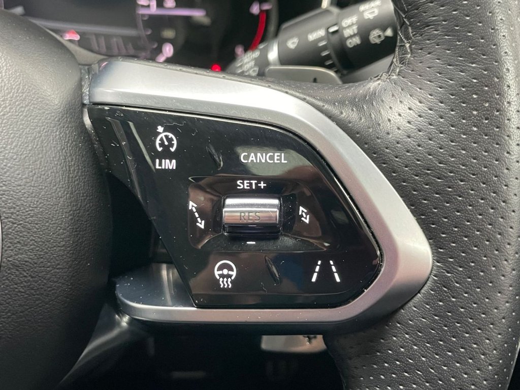 Used Jaguar F-Pace 2022 for sale - 76867294: Photo 40