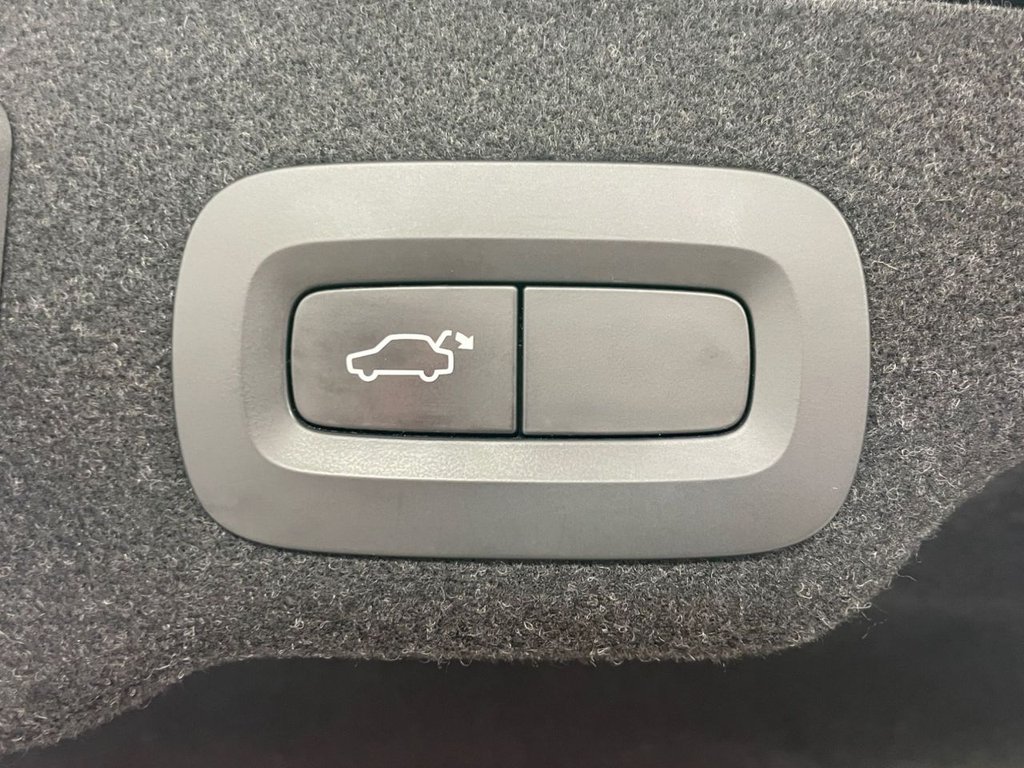 Used Volvo S90 2018 for sale - 76655472: Photo 14